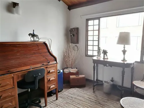 Casa En Venta En Alhambra. Cod V15001