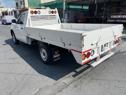 Imagen 7 de 9 de Nissan Np300 Plataforma 2020 Blanca