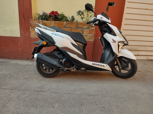 Imagen 2 de 5 de Honda Elite