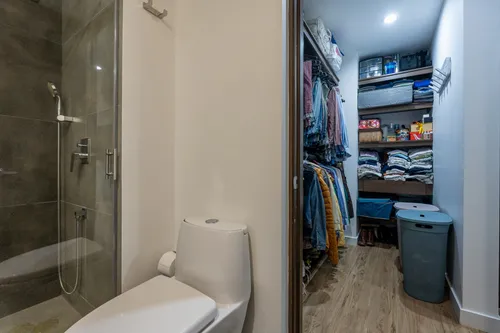 Apartamento En Venta En Rafael Núñez. Cod V100309