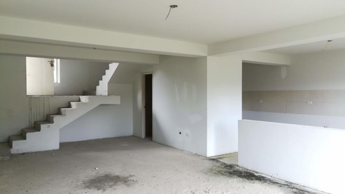 Imagen 8 de 17 de Townhouse En Venta Manzanares Mls #22-10169