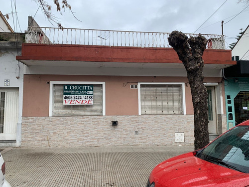 Tipo Casa 3 Amb. Con Quincho - Venta