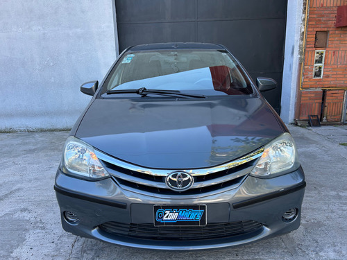 Toyota Etios 1.5 Xs