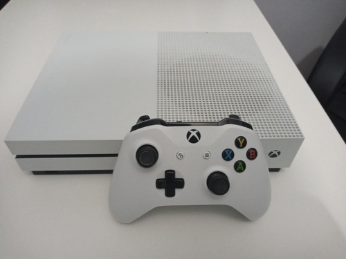 Xbox One S