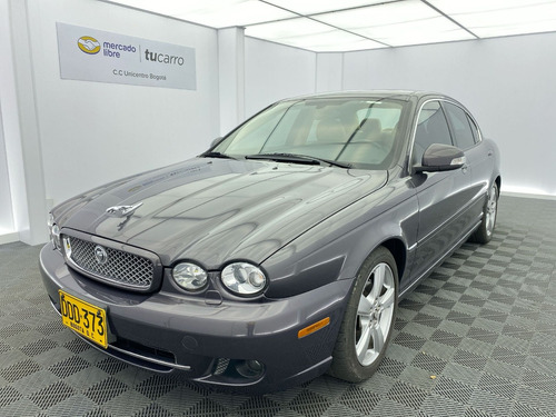 Jaguar X-Type 2.5 Luxury