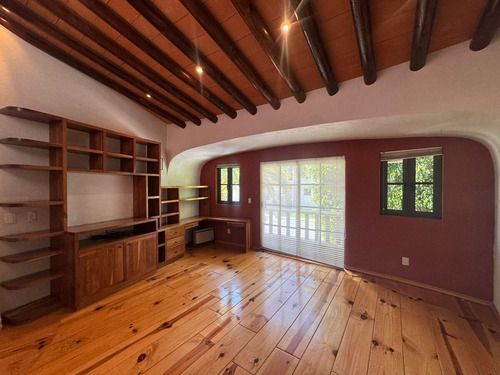 Casa En Venta, Prado Largo, 3 Recámaras.