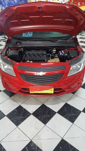 Chevrolet Onix Ls 1.0 Flex Ano 2015 Vermelho 5 Portas