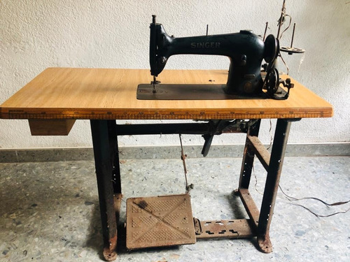 Máquina De Coser Singer No Envio 9646 Con Cortador De Hilo