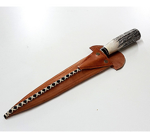 Imagen 3 de 4 de Cuchillo Artesanal De Campo Hoja De Disco De 20 Cm Asta