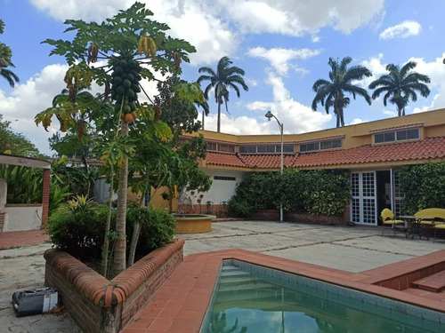 Imagen 8 de 19 de Casa En Colinas De Guataparo Miriam Pérez