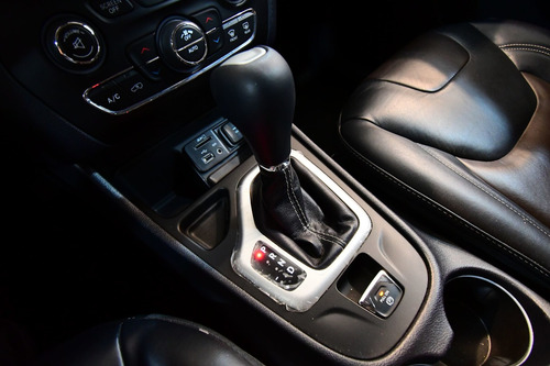 Imagen 13 de 15 de Jeep Cherokee 2017 2.4 Limited Plus At