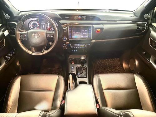 Imagem 6 de 14 de Hilux 2.8 Srx 4x4 2.8 Tdi 16v Diesel Aut Ipva Pago