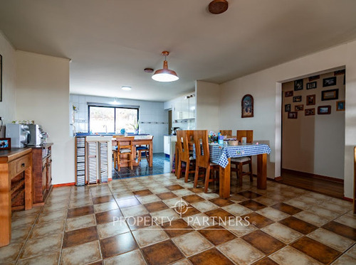 Casa En Exclusivo Condominio Encomenderos La Seren...