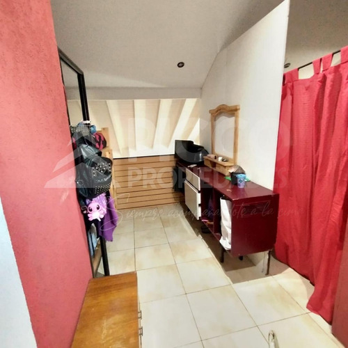 Imagen 7 de 9 de Departamento En Excelente Ubicacion !!!!!