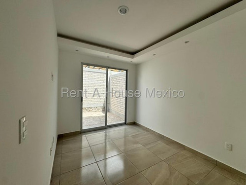 Casa En Renta En Urban Corridor Querétaro Sr