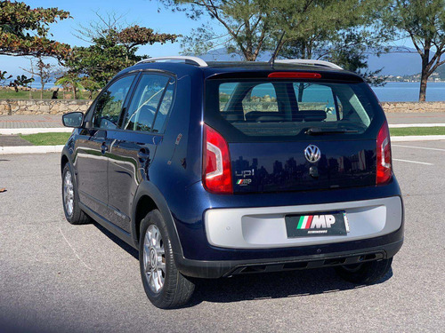 Imagem 7 de 13 de Volkswagen Up Cross