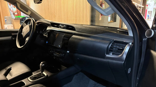 Toyota Hilux Pick-Up 2.8 Cd Srx 204Cv 4X4 At