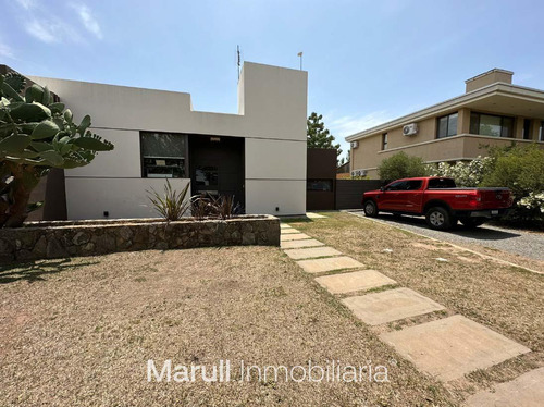 Casa En Venta Fincas Del Sur Ii 3 Dormitorios Escritorio Galpon