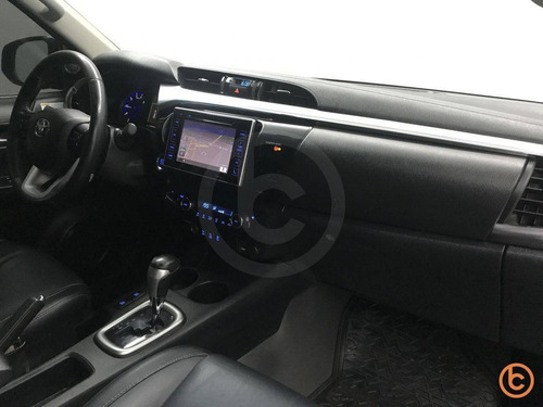 Imagem 8 de 15 de Toyota Hilux 2.8 Srx 4x4 Cd 16v Diesel 4p Automático
