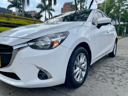 Mazda 2 Sport 1.5 Touring Mt