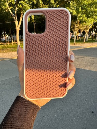 Funda Vans Waffle Para iPhone Color Negro Y Café
