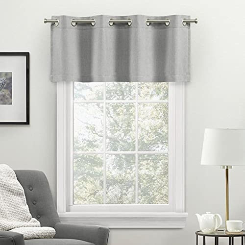 Exclusivo Home Loha Light Filtering Grommet Straight Valance