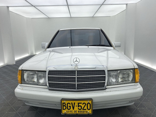 Imagen 4 de 25 de Mercedes Benz 190 E 2.6