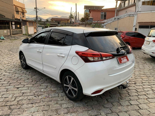 Toyota Yaris 1.5 16V FLEX XS CONNECT MULTIDRIVE