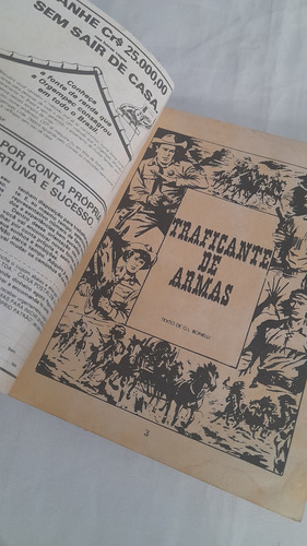 Revista Gibi Tex N° 141 : Traficante De Armas - Vecchi 1982 (Usado)