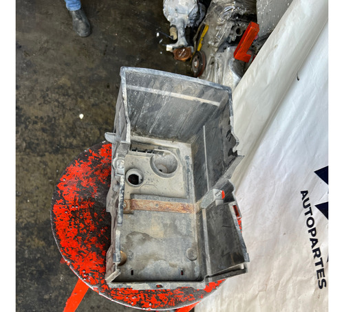 Base Batería Ford Focus 2008-2010 (Usado)