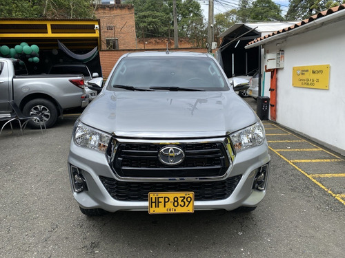 Imagen 2 de 21 de Toyota Hilux Modelo 2018
