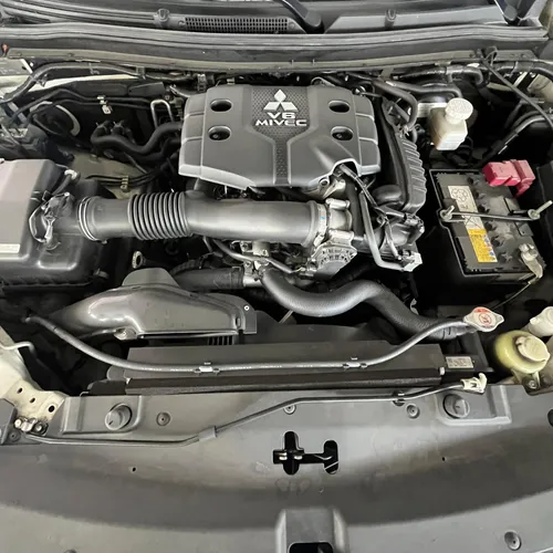 Mitsubishi Montero Sport 2022