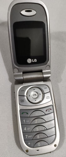 Celular LG Mg235c