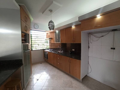 Imagen 7 de 14 de Apartamento En Venta En Naguanagua