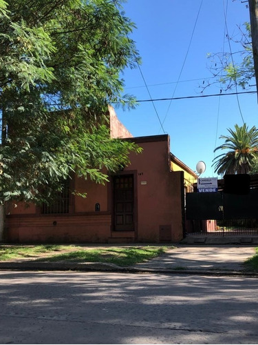 Venta Casa Garay E/ Obligado Y Ameghino En Chascomus