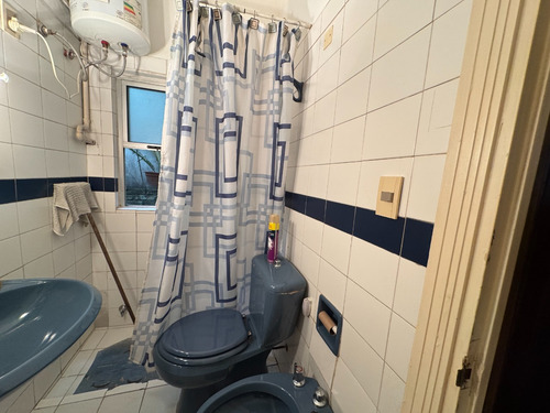 Venta De Casa En Cordón ¡3 Dormitorios, Escritorio, Dos Baños, Parrillero Y Garage!