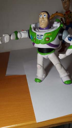 Buzz Lightyear Karate | Sheriff Woody | Forky Toy Story 4 (Usado)
