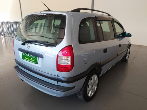 Imagem 5 de 12 de Chevrolet Zafira 1.8 Flex Automática Expression Completa