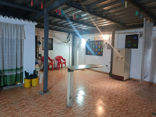 Casa En Venta En Guatire Castillejo De Un Nivel Economica Acogedora En Calle Cerrada Cerca Del Hospital Conjunto Residencial Mucuchies Con Terraza Patio Techado