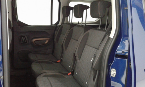 Imagen 11 de 14 de Peugeot Nueva Rifter Gt 5p 1.2 Puretech 130hp Aut 8vel 2022