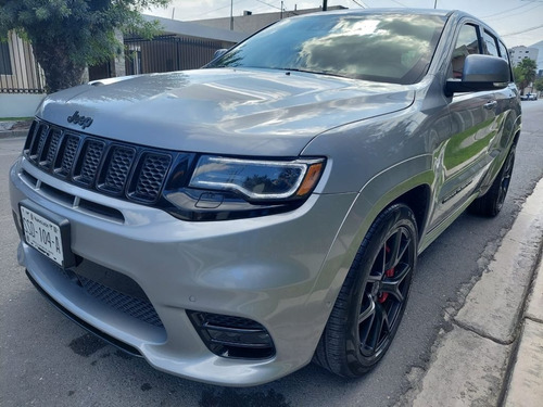 Imagen 1 de 15 de Jeep Cherokee Srt8 2018 Plata, 27,000 Km, Flamante