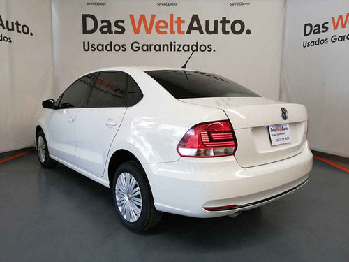 Imagen 3 de 15 de Volkswagen Vento 2020 4p Starline L4/1.6 Man