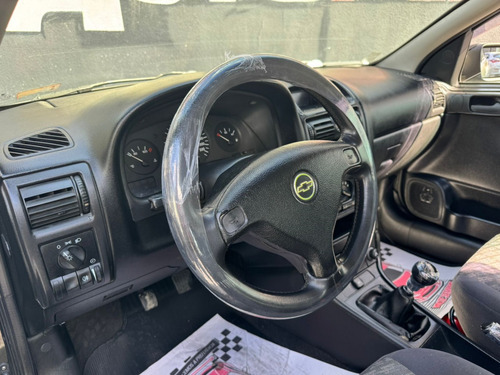 Chevrolet Astra 1.8 MPFI GL 8V GASOLINA 2P MANUAL