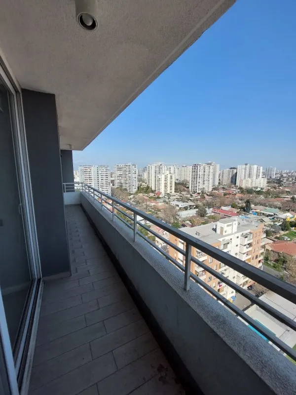 Imagen 2 de 24 de Septima Avenida & Primera Transversal // Est Y Bo