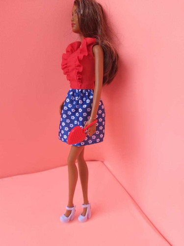 Barbie Fashionistas #11, Red Ruffles, Afroamericana, #90 (Usado)