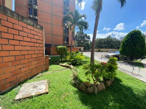Imagen 13 de 16 de Alexora Cobos. 04144282361. Cod. 167334. Vende Confortable Y Amplio Apartamento En Urb. La Granja Naguanagua
