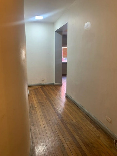 Amplio Departamento 95 M2 En Barrio Lastarria