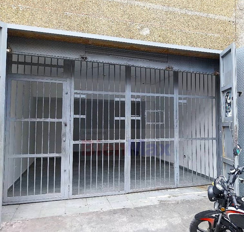 Local A Pie De Calle 40m2, A 2 Cuadras De Av Lecuna, Santa Teresa I8n