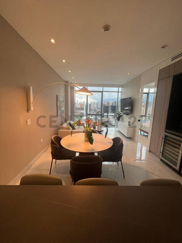 Venta De Apartamento De Lujo Con Financiamiento En Torre Sky Park, Las Mercedes