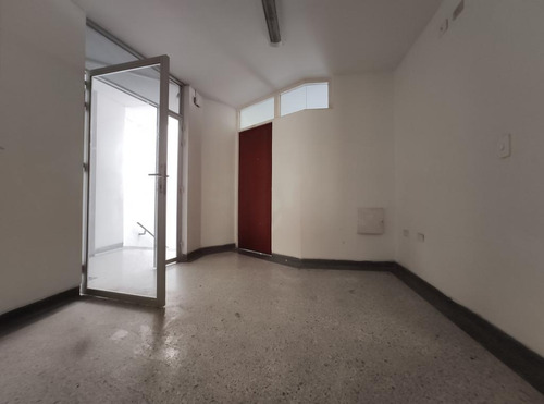 Local En Arriendo En Cúcuta. Cod A25381